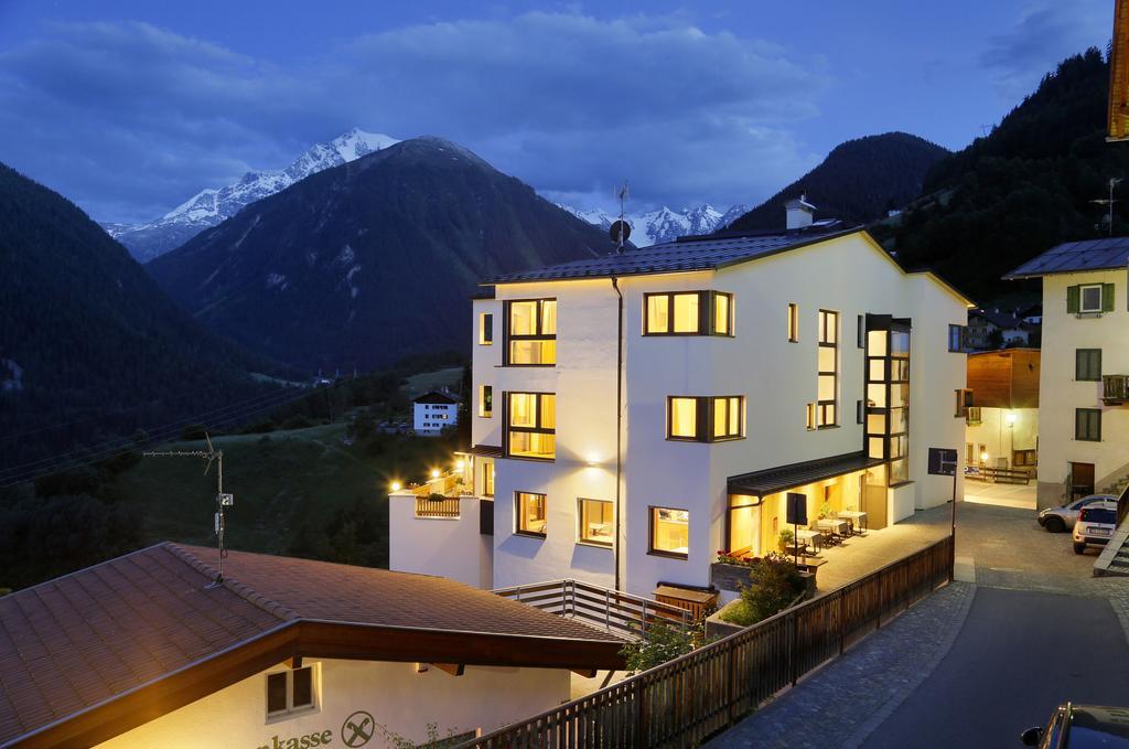 Hotel Sonne Stelvio Esterno foto